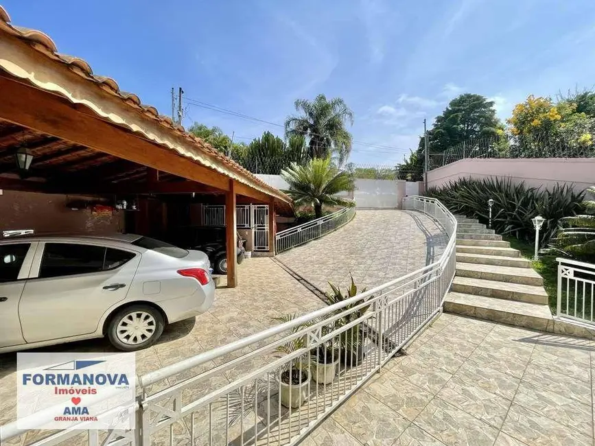 Foto 5 de Casa de Condomínio com 3 quartos à venda, 947m2 em Chácara das Paineiras, Carapicuiba - SP