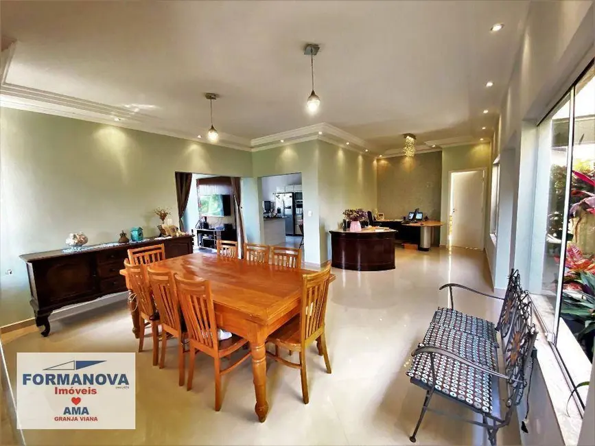 Foto 3 de Casa com 5 quartos à venda, 1006m2 em Vila Hortência, Cotia - SP