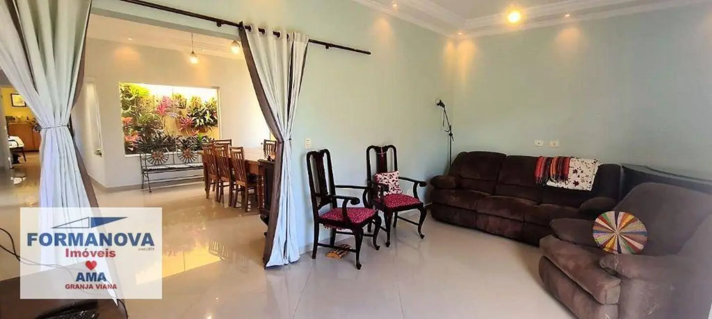 Foto 6 de Casa com 5 quartos à venda, 1006m2 em Vila Hortência, Cotia - SP