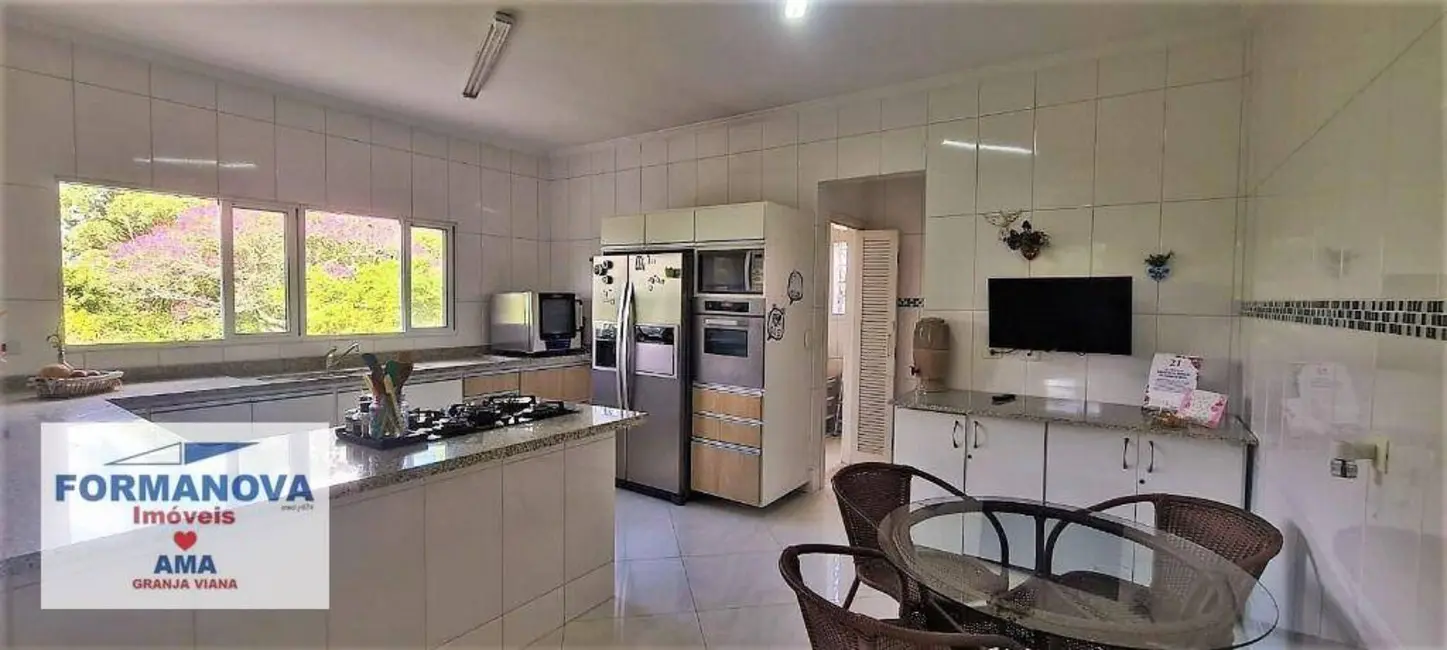 Foto 9 de Casa com 5 quartos à venda, 1006m2 em Vila Hortência, Cotia - SP
