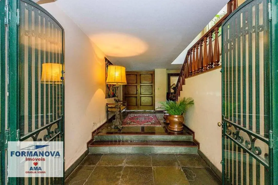 Foto 6 de Casa de Condomínio com 6 quartos à venda, 5000m2 em Vila Santo Antônio, Cotia - SP