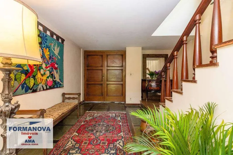 Foto 5 de Casa de Condomínio com 6 quartos à venda, 5000m2 em Vila Santo Antônio, Cotia - SP