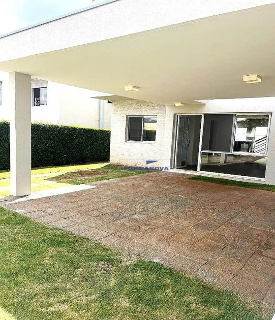 Foto 4 de Casa de Condomínio com 3 quartos à venda, 239m2 em Cotia - SP