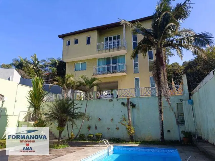 Foto 3 de Casa de Condomínio com 3 quartos à venda, 750m2 em Granja Carneiro Viana, Cotia - SP