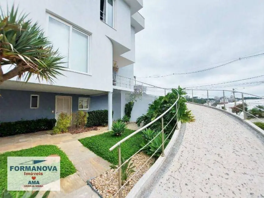 Foto 3 de Casa de Condomínio com 3 quartos à venda, 550m2 em São Paulo II, Cotia - SP