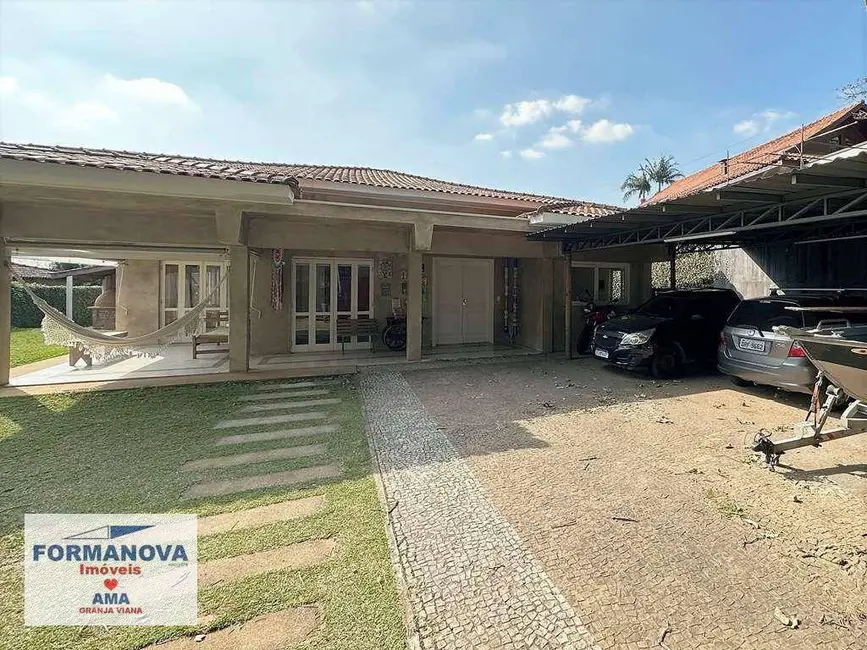 Casa de Condomínio com 3 quartos à venda, 1041m2 em Jardim Passárgada I, Cotia - SP - imagem 5 Foto 5 de Casa de Condomínio com 3 quartos à venda, 1041m2 em Jardim Passárgada I, Cotia - SP