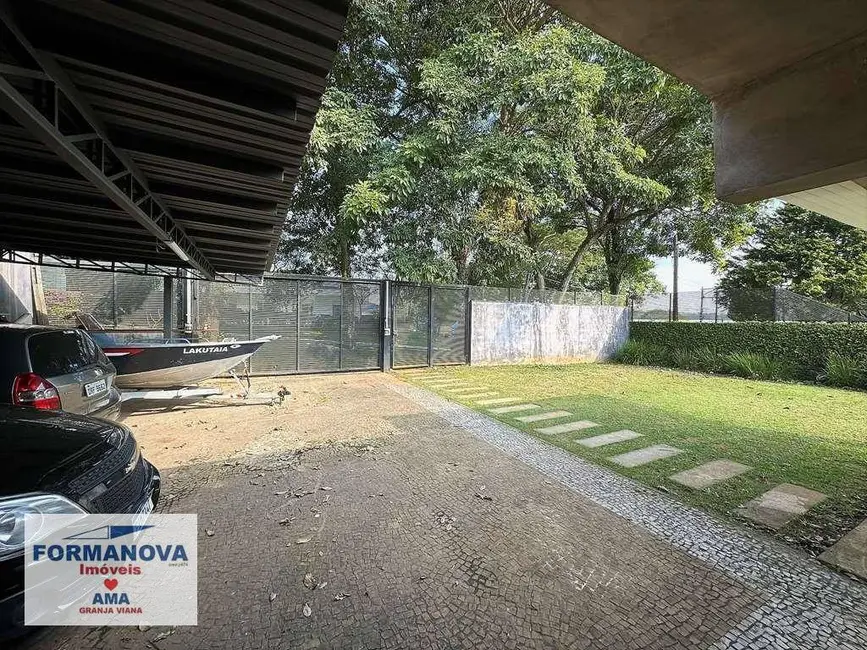 Casa de Condomínio com 3 quartos à venda, 1041m2 em Jardim Passárgada I, Cotia - SP - imagem 4 Foto 4 de Casa de Condomínio com 3 quartos à venda, 1041m2 em Jardim Passárgada I, Cotia - SP