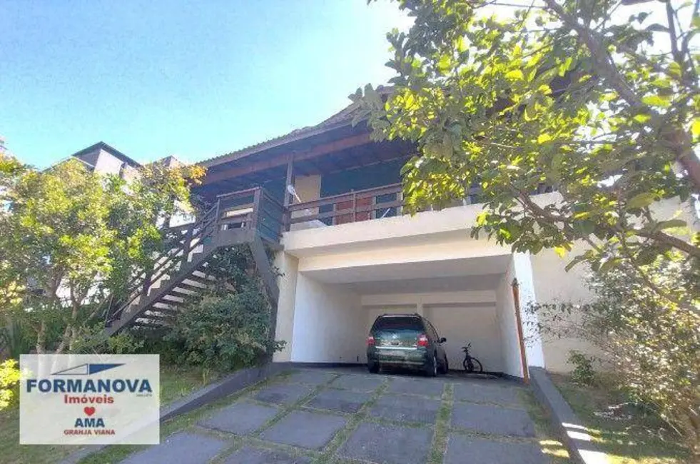 Foto 1 de Casa de Condomínio com 3 quartos à venda, 500m2 em Jardim Caiapiá, Cotia - SP