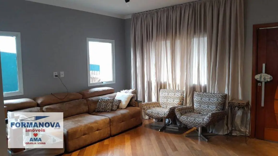 Foto 6 de Casa de Condomínio com 3 quartos à venda, 500m2 em Jardim Caiapiá, Cotia - SP