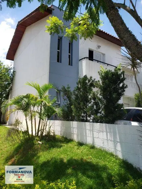 Foto 3 de Casa de Condomínio com 3 quartos à venda, 272m2 em Paisagem Renoir, Cotia - SP
