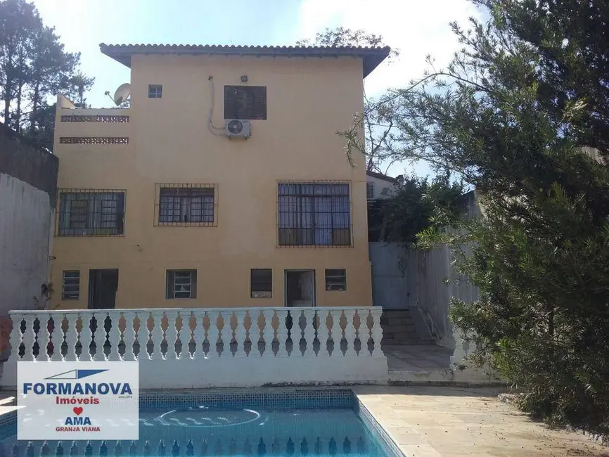 Foto 1 de Casa com 3 quartos à venda, 300m2 em Jardim dos Ipês, Cotia - SP