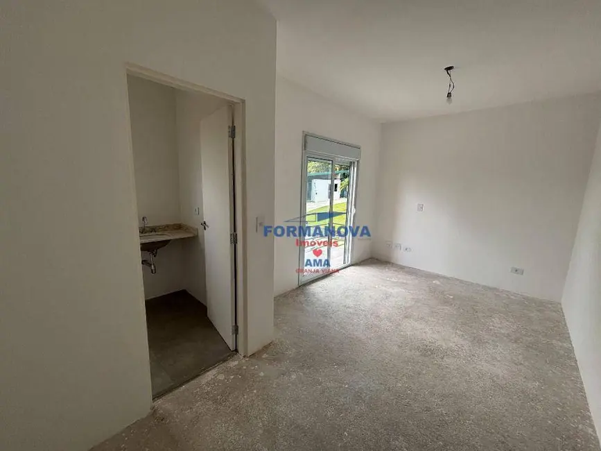 Casa de Condomínio com 3 quartos à venda, 140m2 em Cotia - SP - imagem 8 Foto 8 de Casa de Condomínio com 3 quartos à venda, 140m2 em Cotia - SP