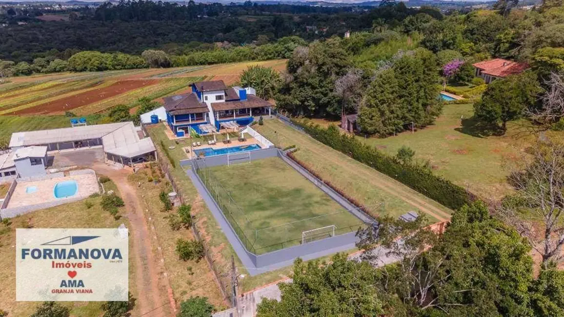 Casa com 5 quartos à venda, 2400m2 em Chácara Remanso (Caucaia do Alto), Cotia - SP - imagem 6 Foto 6 de Casa com 5 quartos à venda, 2400m2 em Chácara Remanso (Caucaia do Alto), Cotia - SP