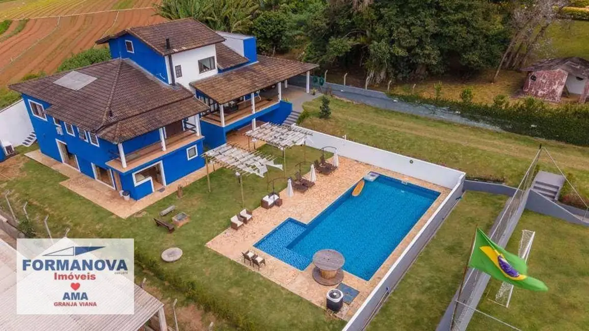 Casa com 5 quartos à venda, 2400m2 em Chácara Remanso (Caucaia do Alto), Cotia - SP - imagem 1 Foto 1 de Casa com 5 quartos à venda, 2400m2 em Chácara Remanso (Caucaia do Alto), Cotia - SP