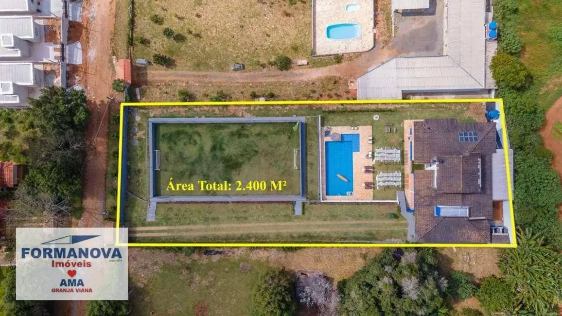 Casa com 5 quartos à venda, 2400m2 em Chácara Remanso (Caucaia do Alto), Cotia - SP - imagem 2 Foto 2 de Casa com 5 quartos à venda, 2400m2 em Chácara Remanso (Caucaia do Alto), Cotia - SP