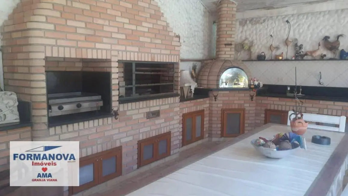 Casa de Condomínio com 3 quartos à venda, 2000m2 em Chácara São João, Carapicuiba - SP - imagem 8 Foto 8 de Casa de Condomínio com 3 quartos à venda, 2000m2 em Chácara São João, Carapicuiba - SP