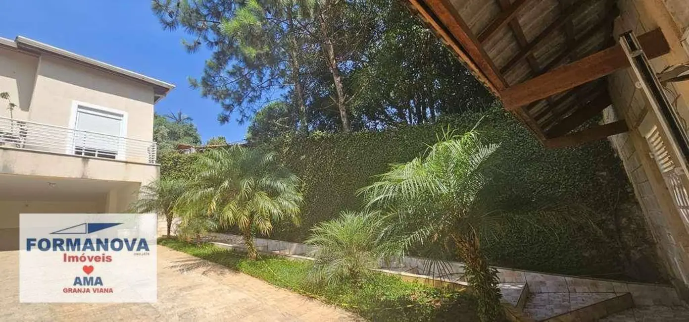 Casa de Condomínio com 3 quartos à venda, 1000m2 em Chácara Vale do Rio Cotia, Carapicuiba - SP - imagem 5 Foto 5 de Casa de Condomínio com 3 quartos à venda, 1000m2 em Chácara Vale do Rio Cotia, Carapicuiba - SP