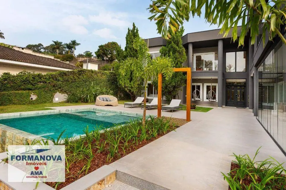 Casa de Condomínio com 6 quartos à venda, 1250m2 em Residencial Tamboré, Barueri - SP - imagem 2 Foto 2 de Casa de Condomínio com 6 quartos à venda, 1250m2 em Residencial Tamboré, Barueri - SP