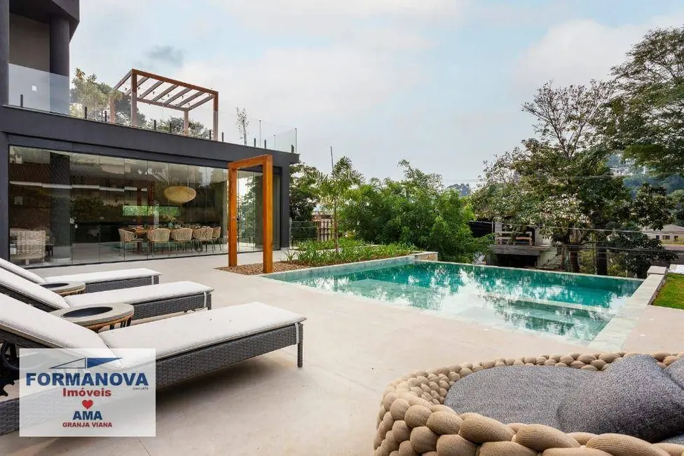 Casa de Condomínio com 6 quartos à venda, 1250m2 em Residencial Tamboré, Barueri - SP - imagem 8 Foto 8 de Casa de Condomínio com 6 quartos à venda, 1250m2 em Residencial Tamboré, Barueri - SP