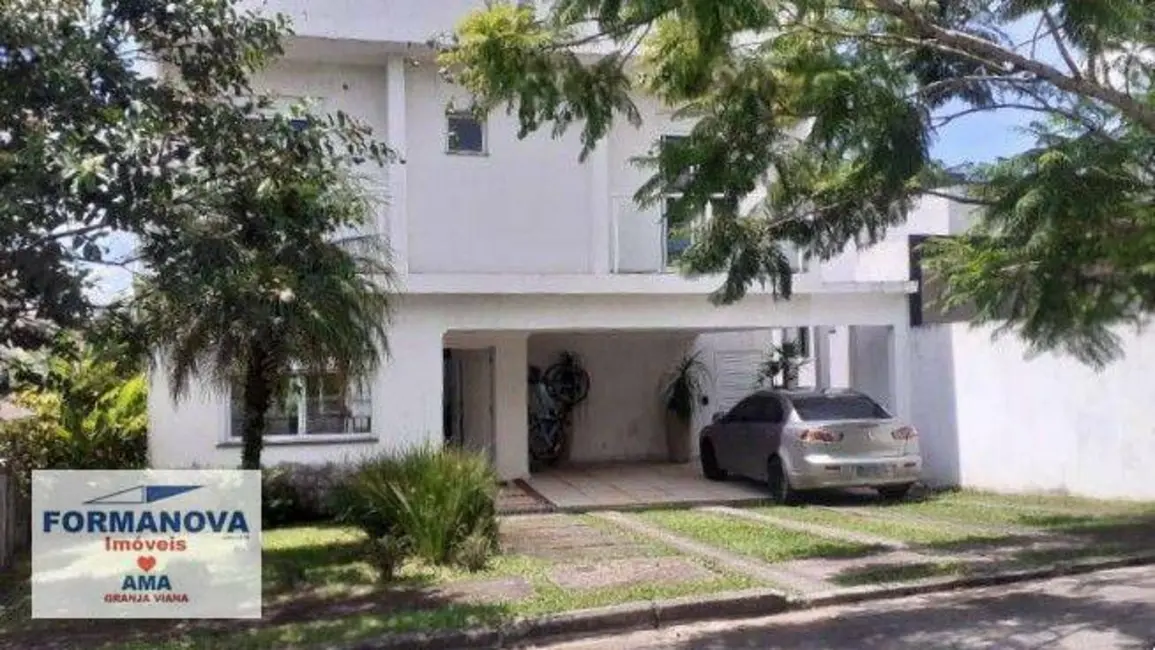 Foto 1 de Casa de Condomínio com 3 quartos à venda, 360m2 em Jardim Caiapiá, Cotia - SP