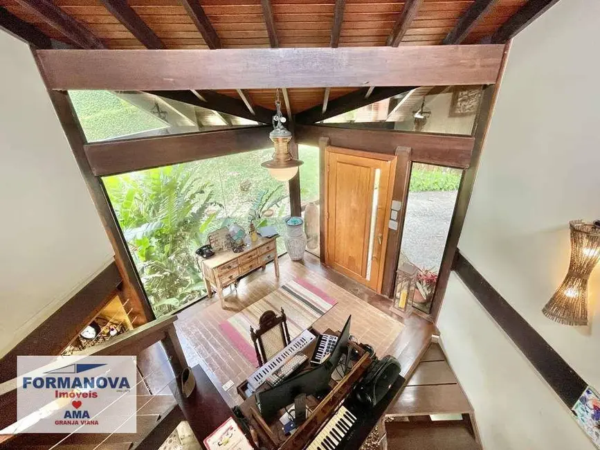 Casa de Condomínio com 3 quartos à venda, 1323m2 em Carapicuiba - SP - imagem 9 Foto 9 de Casa de Condomínio com 3 quartos à venda, 1323m2 em Carapicuiba - SP