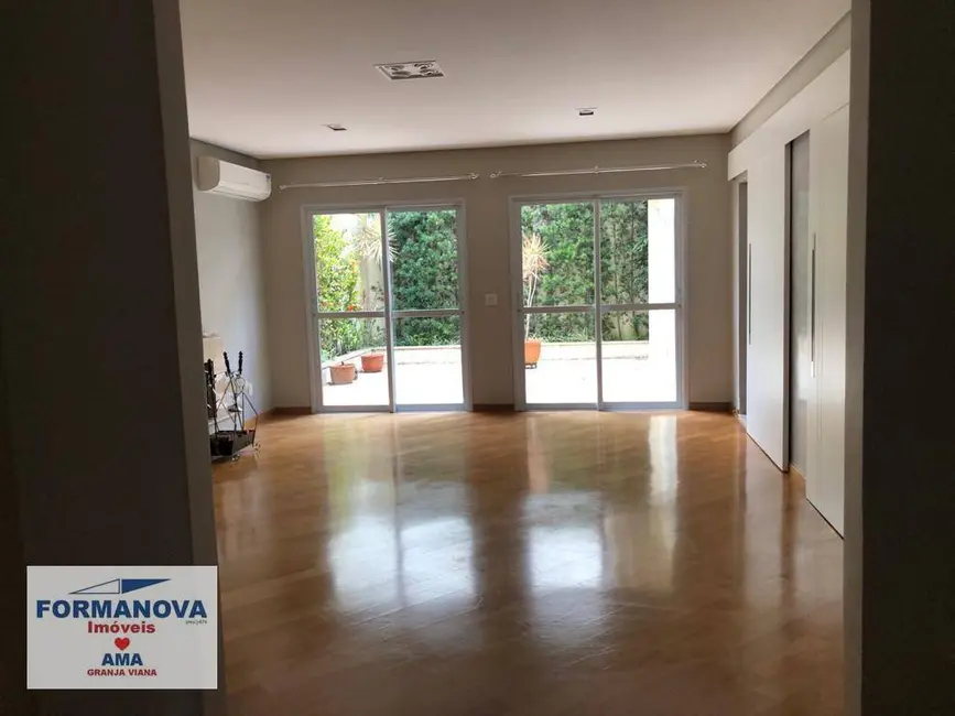 Foto 3 de Casa de Condomínio com 4 quartos à venda, 255m2 em Jardim Passárgada I, Cotia - SP