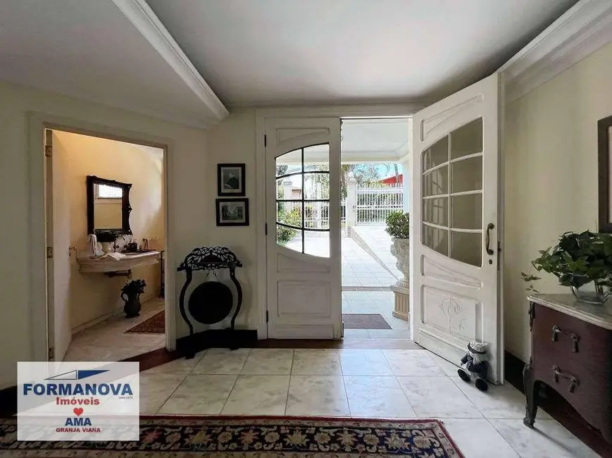 Casa de Condomínio com 4 quartos à venda, 2134m2 em Granja Viana, Cotia - SP - imagem 4 Foto 4 de Casa de Condomínio com 4 quartos à venda, 2134m2 em Granja Viana, Cotia - SP