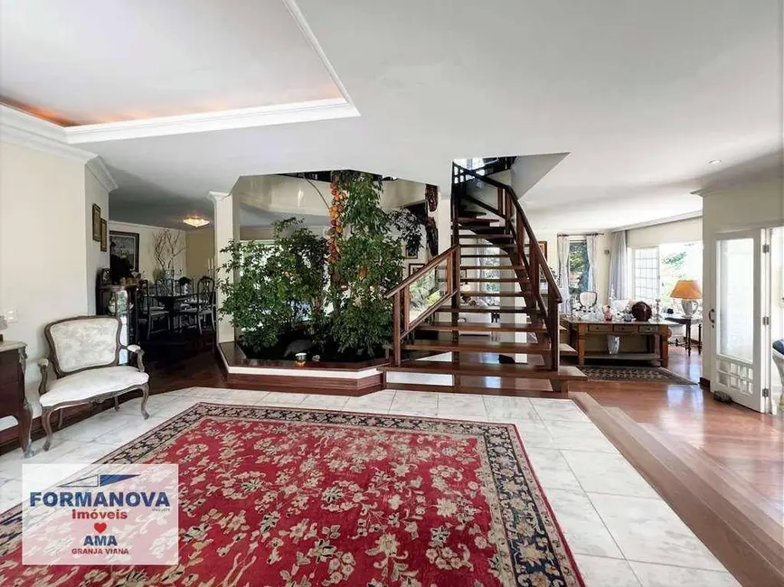 Casa de Condomínio com 4 quartos à venda, 2134m2 em Granja Viana, Cotia - SP - imagem 5 Foto 5 de Casa de Condomínio com 4 quartos à venda, 2134m2 em Granja Viana, Cotia - SP