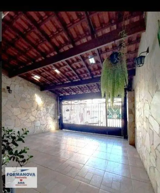 Foto 4 de Casa com 2 quartos à venda, 128m2 em Jardim Sabiá, Cotia - SP