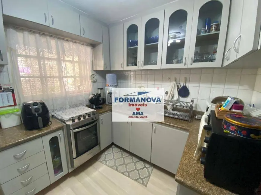 Foto 5 de Casa de Condomínio com 2 quartos à venda, 38m2 em Jardim Guerreiro, Cotia - SP