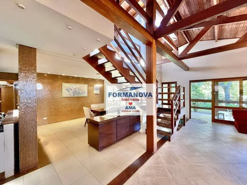 Casa de Condomínio com 5 quartos à venda, 1580m2 em Pousada dos Bandeirantes, Carapicuiba - SP - imagem 8 Foto 8 de Casa de Condomínio com 5 quartos à venda, 1580m2 em Pousada dos Bandeirantes, Carapicuiba - SP