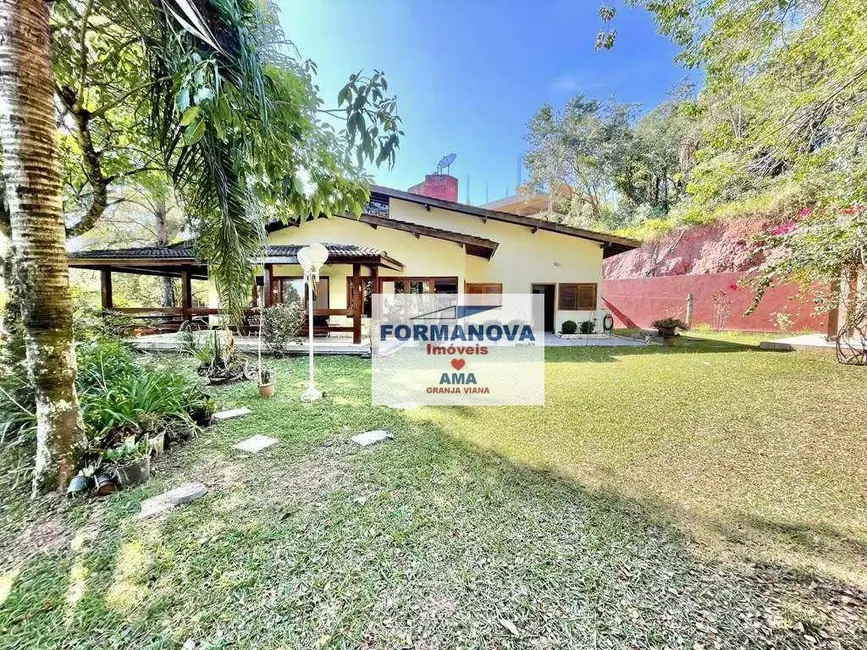 Casa de Condomínio com 5 quartos à venda, 1580m2 em Pousada dos Bandeirantes, Carapicuiba - SP - imagem 1 Foto 1 de Casa de Condomínio com 5 quartos à venda, 1580m2 em Pousada dos Bandeirantes, Carapicuiba - SP