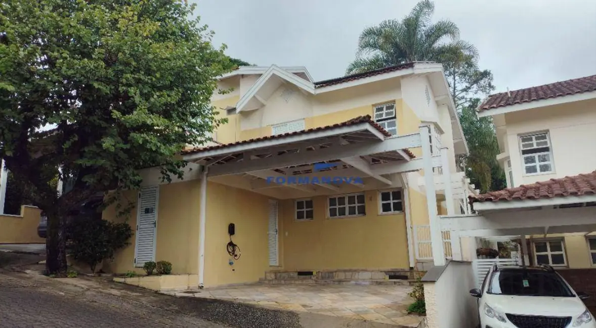 Foto 2 de Casa de Condomínio com 3 quartos à venda, 174m2 em Jardim Barbacena, Cotia - SP