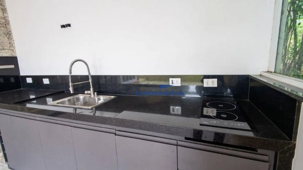 Foto 6 de Casa de Condomínio com 3 quartos à venda, 174m2 em Jardim Barbacena, Cotia - SP