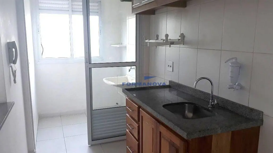 Foto 6 de Apartamento com 2 quartos para alugar, 50m2 em Jardim Marilu, Carapicuiba - SP
