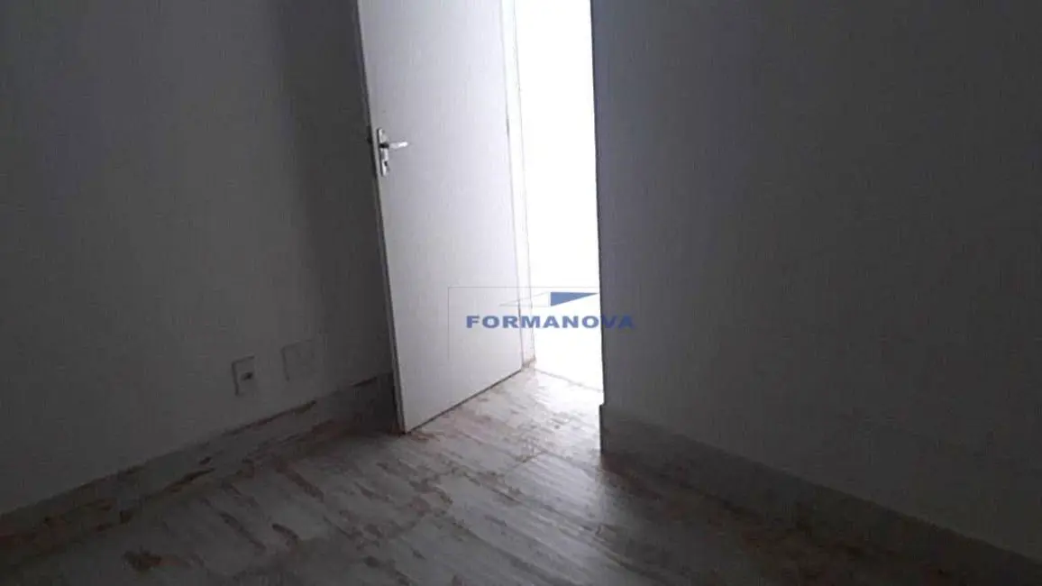 Foto 8 de Apartamento com 2 quartos para alugar, 50m2 em Jardim Marilu, Carapicuiba - SP