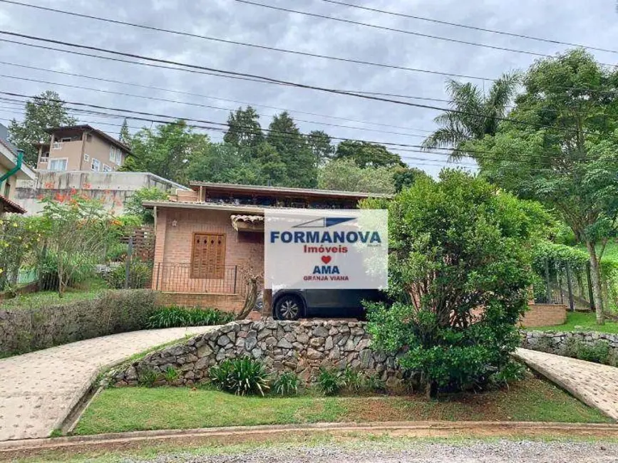 Foto 2 de Casa de Condomínio com 3 quartos à venda, 600m2 em Chácara Roselândia, Cotia - SP