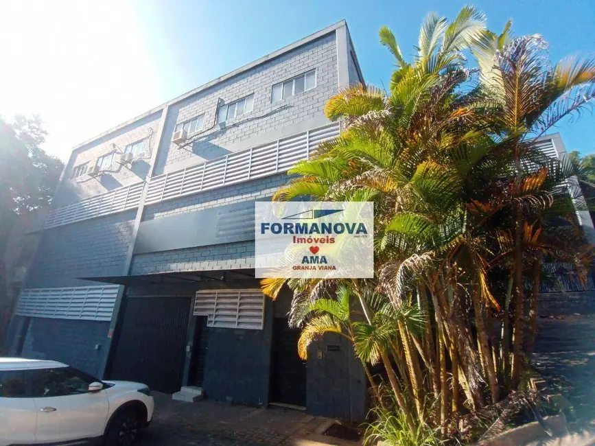 Foto 1 de Armazém / Galpão à venda, 2000m2 em Jardim Barbacena, Cotia - SP
