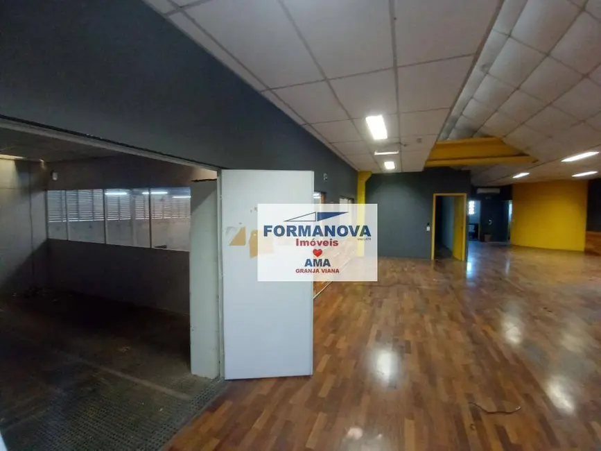 Foto 4 de Armazém / Galpão à venda, 2000m2 em Jardim Barbacena, Cotia - SP