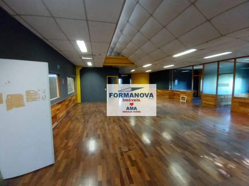 Foto 5 de Armazém / Galpão à venda, 2000m2 em Jardim Barbacena, Cotia - SP