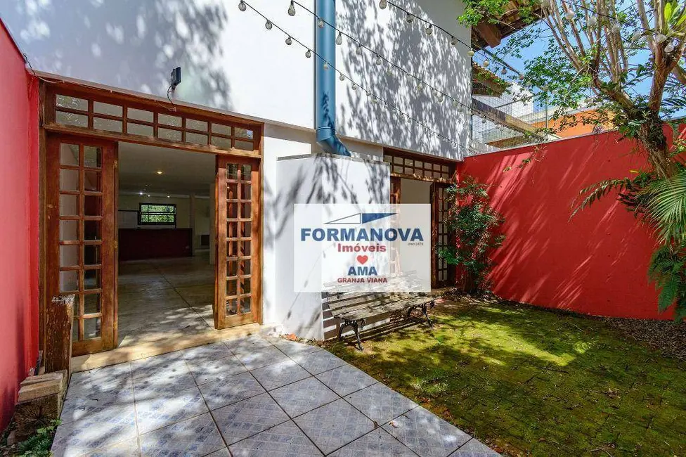 Foto 9 de Casa de Condomínio com 3 quartos à venda, 350m2 em Paisagem Renoir, Cotia - SP