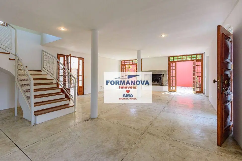 Foto 5 de Casa de Condomínio com 3 quartos à venda, 350m2 em Paisagem Renoir, Cotia - SP