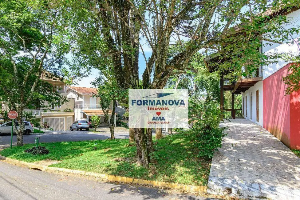 Foto 3 de Casa de Condomínio com 3 quartos à venda, 350m2 em Paisagem Renoir, Cotia - SP