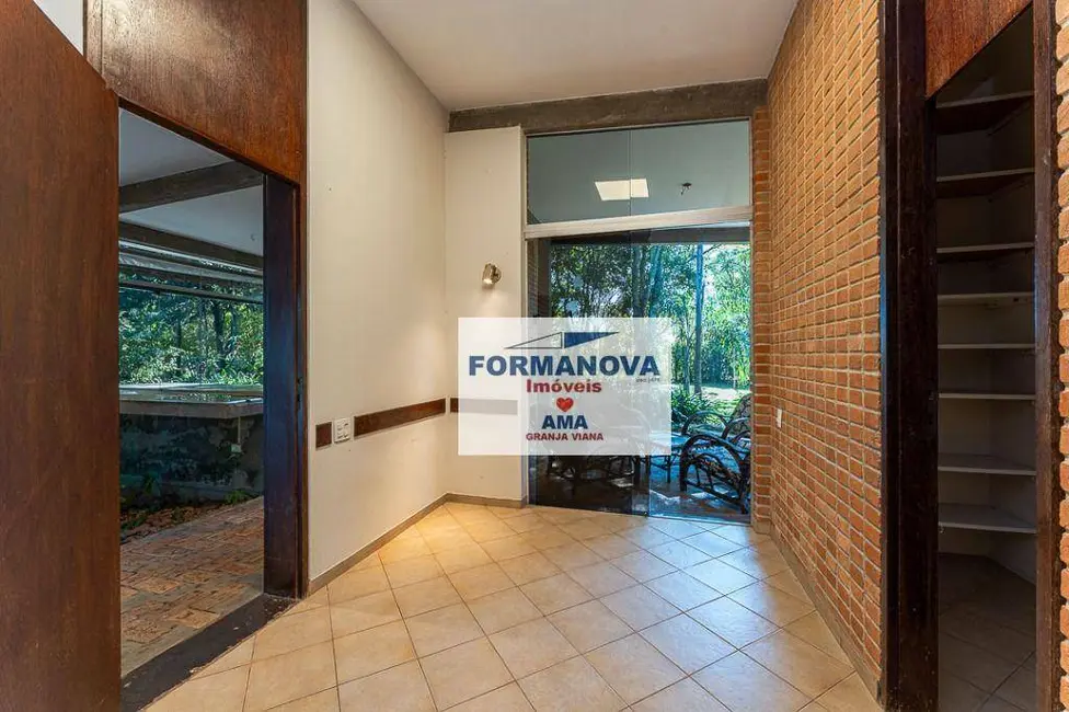 Casa de Condomínio com 5 quartos à venda, 2493m2 em Chácara Granja Velha, Carapicuiba - SP - imagem 8 Foto 8 de Casa de Condomínio com 5 quartos à venda, 2493m2 em Chácara Granja Velha, Carapicuiba - SP