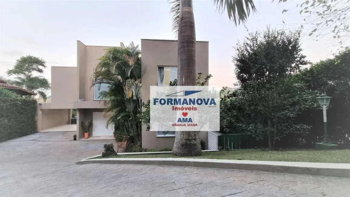 Foto 3 de Casa de Condomínio com 3 quartos à venda, 1430m2 em Parque Dom Henrique, Cotia - SP