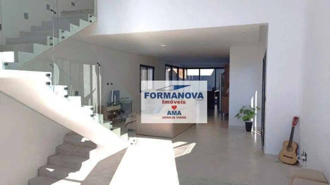 Foto 9 de Casa de Condomínio com 3 quartos à venda, 498m2 em Jardim Caiapiá, Cotia - SP