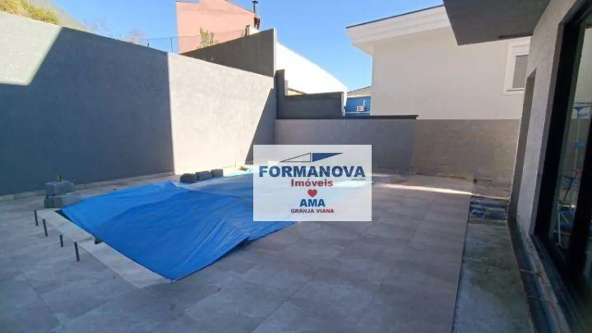 Foto 3 de Casa de Condomínio com 3 quartos à venda, 498m2 em Jardim Caiapiá, Cotia - SP