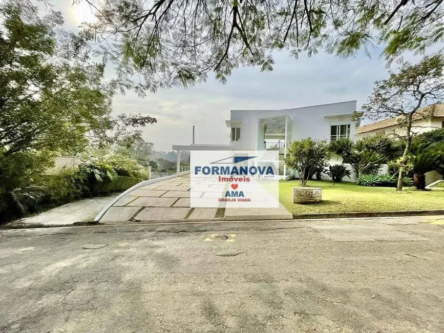 Casa de Condomínio com 4 quartos à venda, 1181m2 em Granja Viana, Cotia - SP - imagem 3 Foto 3 de Casa de Condomínio com 4 quartos à venda, 1181m2 em Granja Viana, Cotia - SP