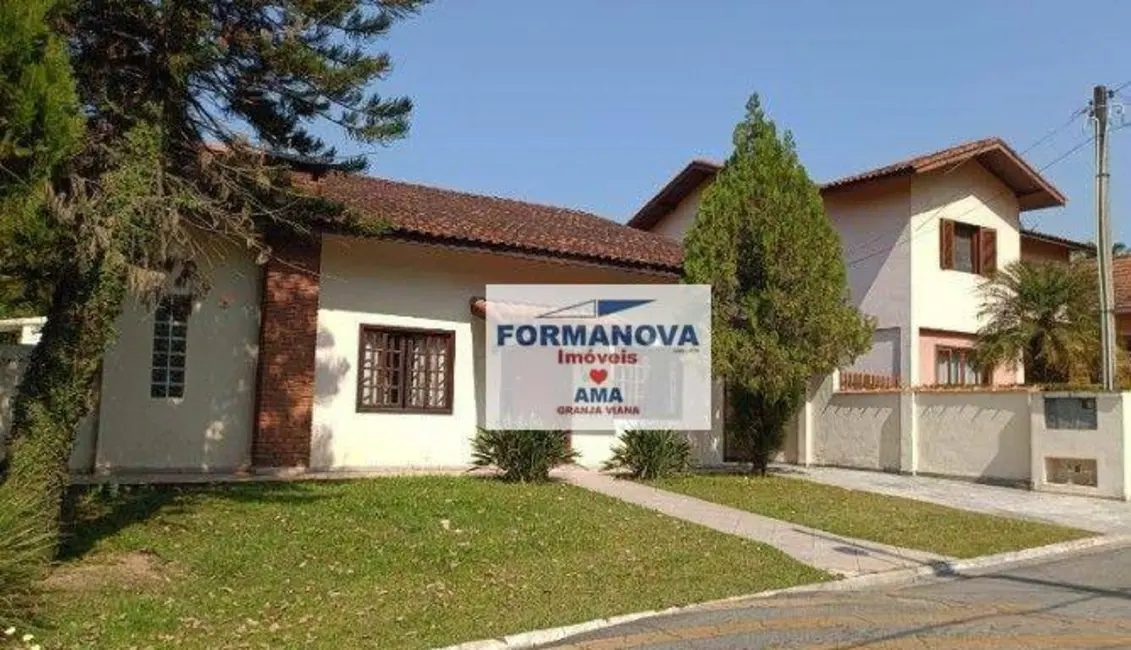 Foto 2 de Casa de Condomínio com 3 quartos à venda, 615m2 em Jardim do Golf I, Jandira - SP