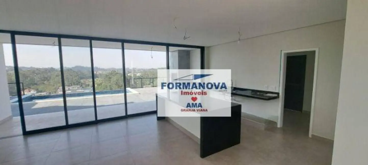 Casa de Condomínio com 3 quartos à venda, 500m2 em Quinta dos Angicos, Cotia - SP - imagem 9 Foto 9 de Casa de Condomínio com 3 quartos à venda, 500m2 em Quinta dos Angicos, Cotia - SP